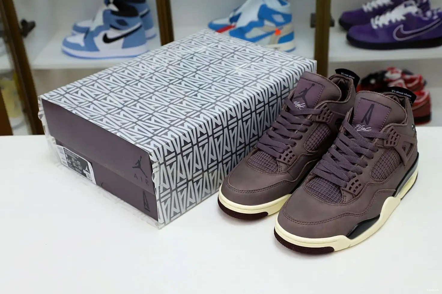 Kimikick AIR AM 4 JORDAN 0425